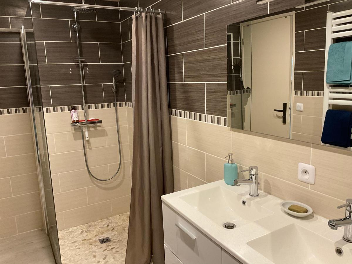 Chambre Privee Proche Disney Disponible De 19H A 10H Montévrain Exteriér fotografie