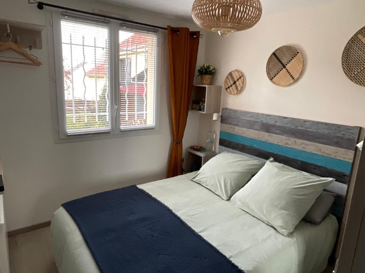 Chambre Privee Proche Disney Disponible De 19H A 10H Montévrain Exteriér fotografie